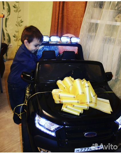 Детский электромобиль бу