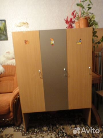 Набор мебели(шкафчики и столики)