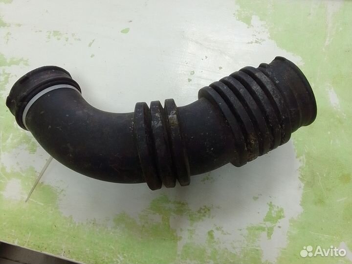 Патрубок на воздушный фильтр Ford Focus 2