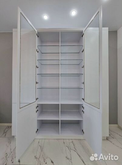 Встроенный шкаф