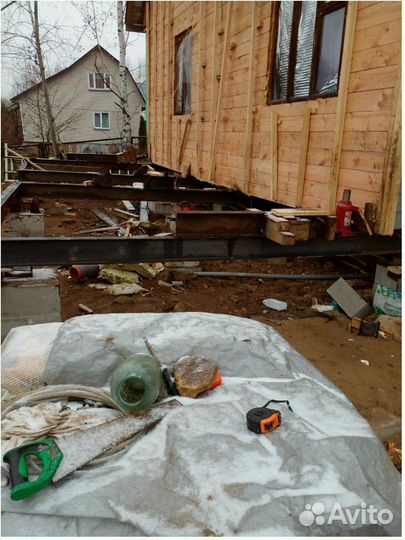 Ремонт фундамента винтовыми сваями