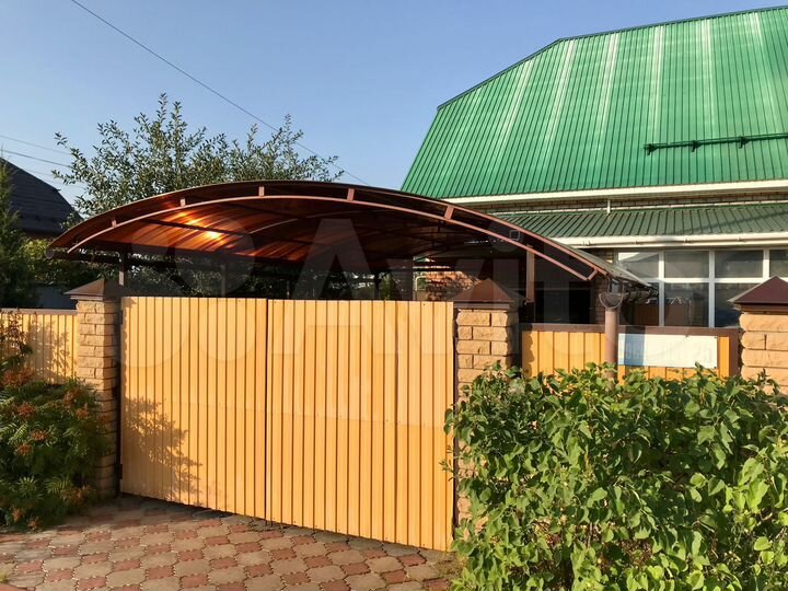 Дом 210 м² на участке 10 сот.