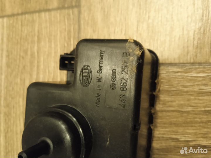 Компрессор центрального замка Audi 100, 200, 80