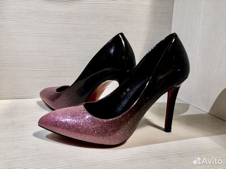 Туфли-лодочки женские на мини ножку; 35 размер