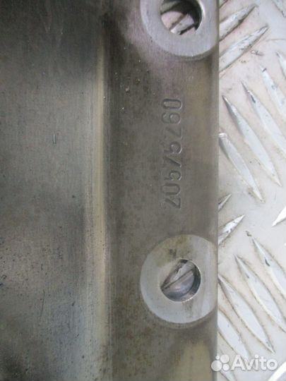 Маслоотражатель Volvo 20575260