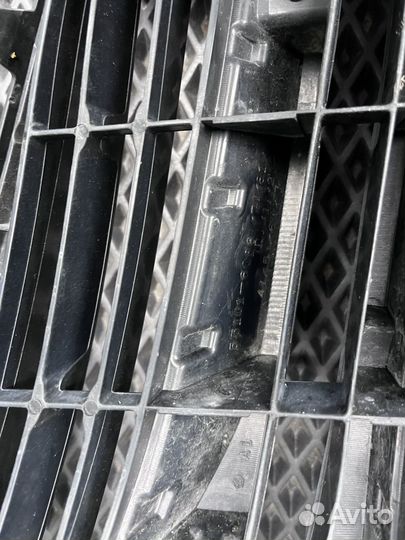 Решетка радиатора toyota land cruiser prado 150