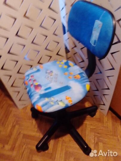 Компьютерное кресло