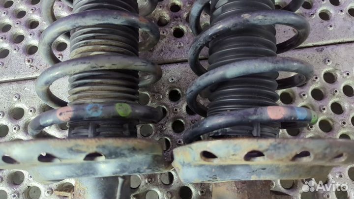 Амортизатор передний, Volvo V60 2012