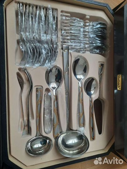 Набор столовых приборов