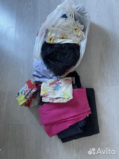 Продам большой пакет детских вещей. 116-122