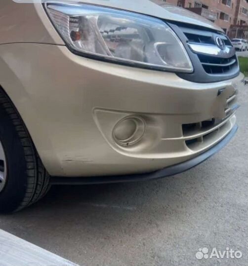 Резиновая накладка/губа на бампер