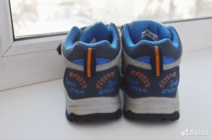 Ботинки демисезонные 23