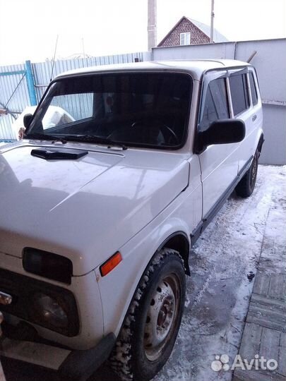 LADA 4x4 (Нива) 1.7 МТ, 2014, 214 000 км