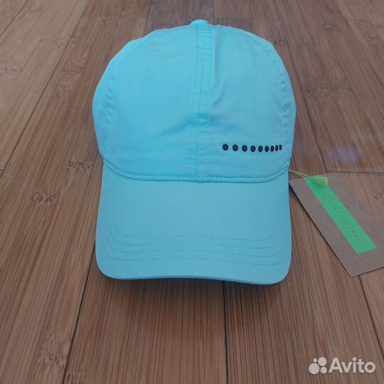 Кепка бейсболка Urbanpeak premium