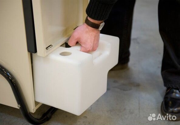 Осушитель воздуха Master DH752 aq1