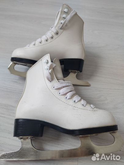 Коньки фигурные детские 29 размер Graf Montana