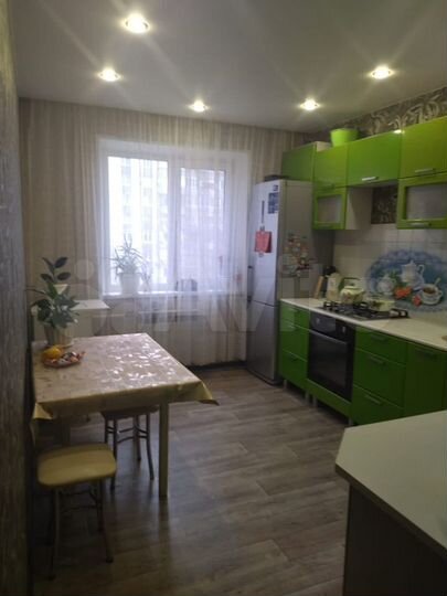 2-к. квартира, 55 м², 3/9 эт.