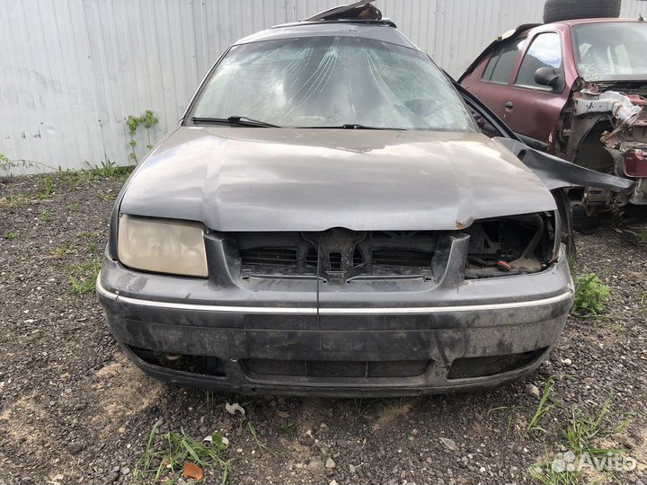 В разборе Volkswagen Jetta mk4 Bora 1.8T AUM