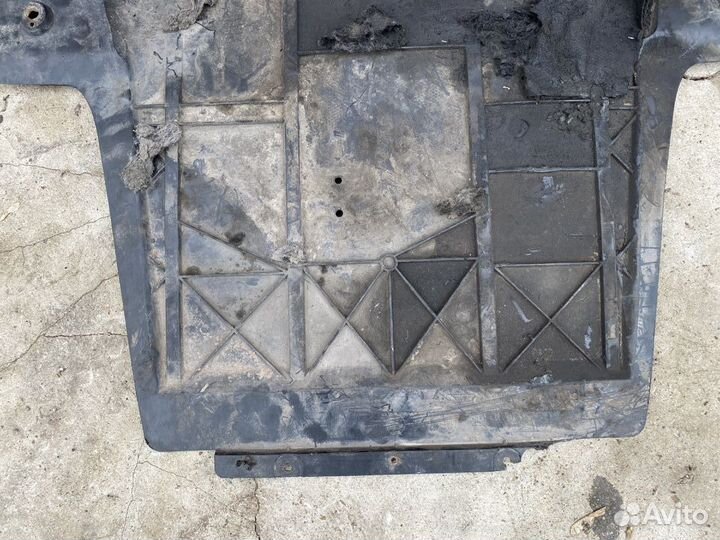 Защита двигателя Renault Megane 2