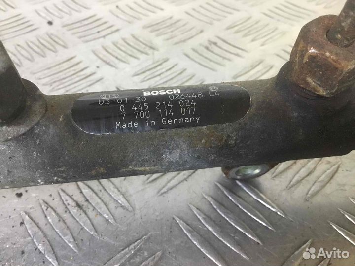 Топливная рампа Опель Виваро 0445214024; 820034717