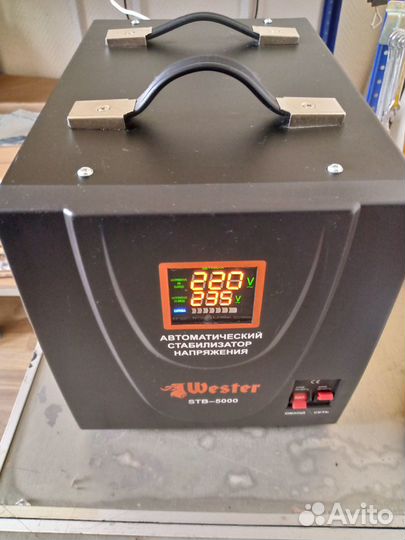 Стабилизатор напряжения Wester STB-5000(5Кв.) б.у