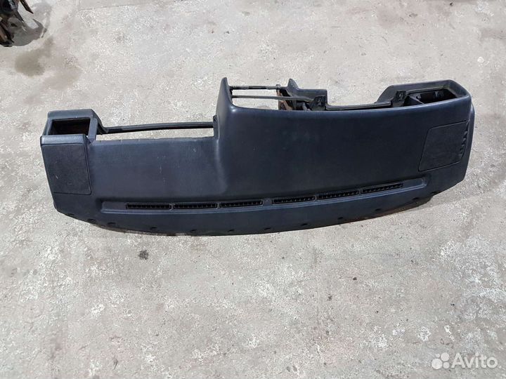 Торпедо Volkswagen Passat B3