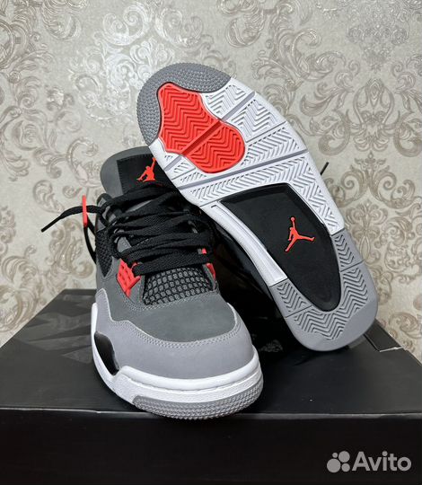 Nike Air Jordan 4 Infrared