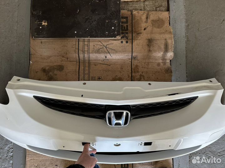 Бампер Honda fit gd1