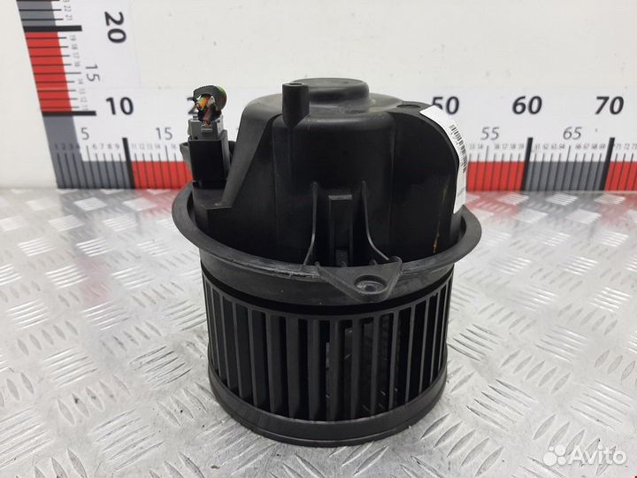 Моторчик печки Ford Focus рест. 2003 1111936