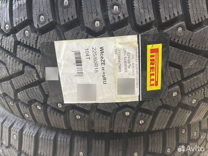 Pirelli Winter Ice Zero 225/60 R18 104T