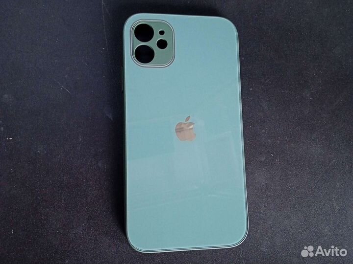 Чехол на iPhone 11