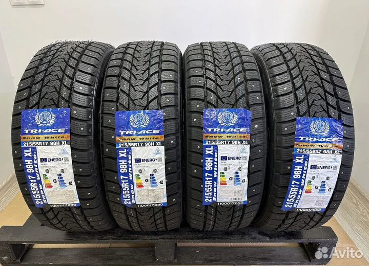 Tri Ace Snow White II 215/55 R17 29H