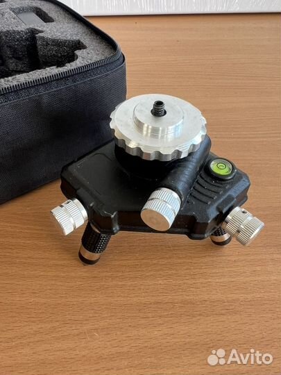 Лазерный уровень hilda 3D/12 линий