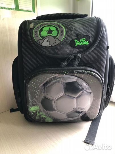 Портфель школьный