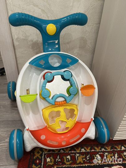 Машинка каталка толокар с ручкой