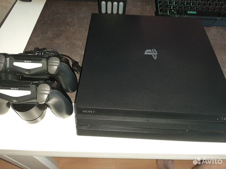 Sony playstation 4 pro 1tb