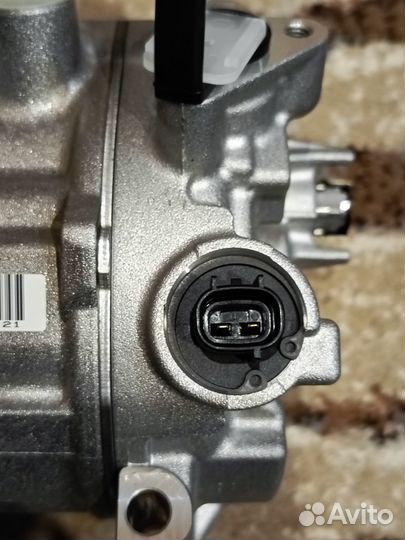 Новый компрессор кондиционера Toyota Rav 4 XA50