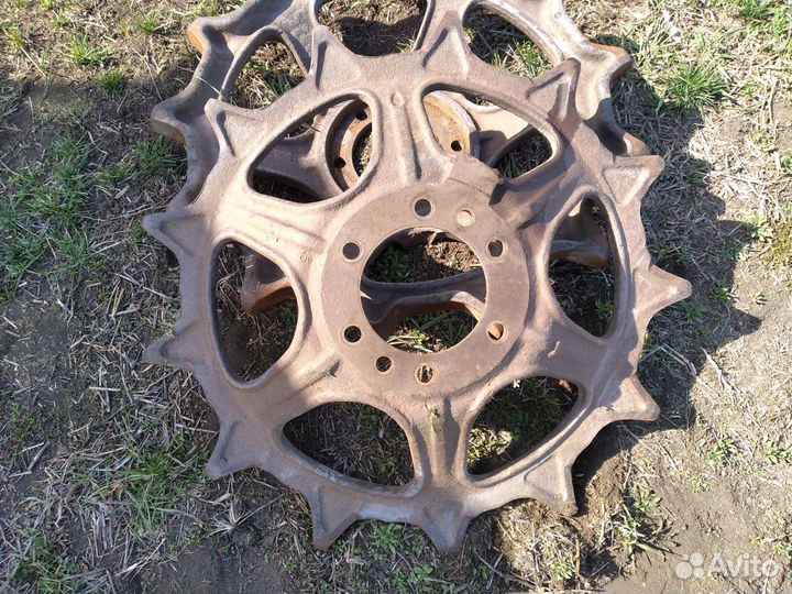 Звездочки дт75