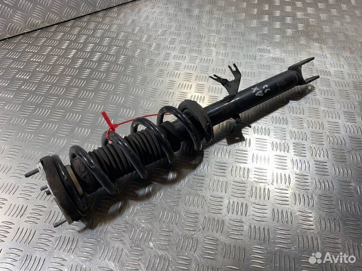 Амортизатор передний левый Infiniti QX70 S51 2016