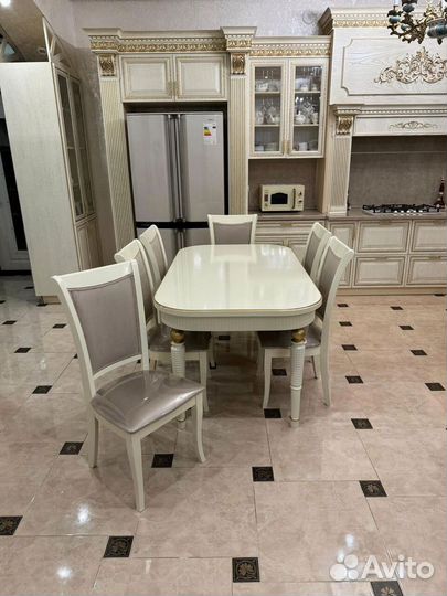 Кухонный стол. Доставка по всей России