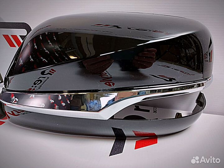 Накладки на зеркала Lexus LX570 с16г