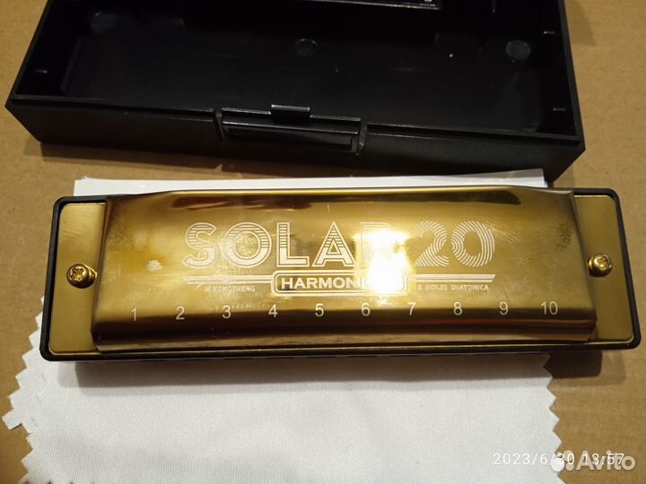 Губная гармоника блюзовая