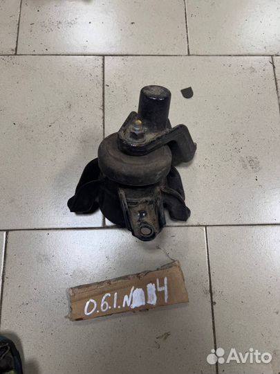 Подушка двигателя solaris