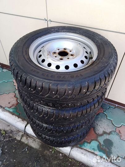 R13 Nokian Tyres Nordman 5 175/70, PCD 4x98 DIA 15