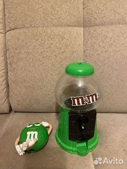 Диспенсеры для конфет m&m