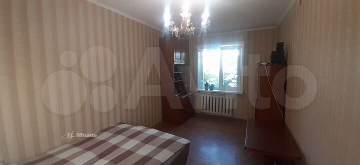 4-к. квартира, 70 м², 1/5 эт.