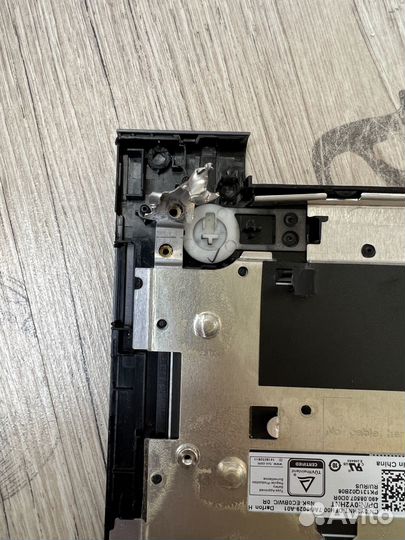 Корпус топкейс для Dell Vostro 5568 нижняя крышка