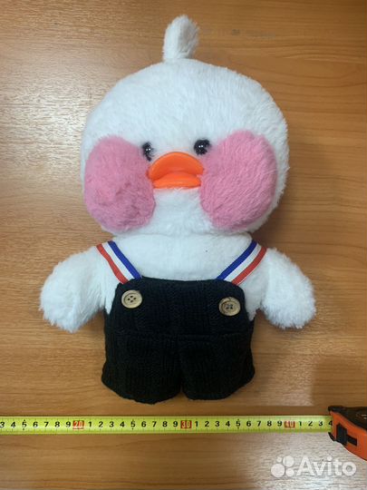 Утка плюшевая