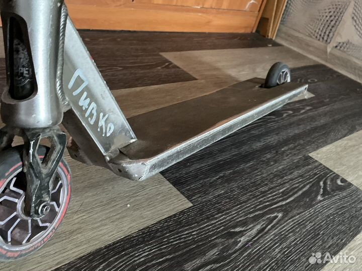 Самокат трюковой