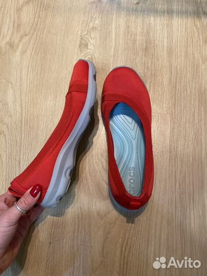 Балетки Crocs